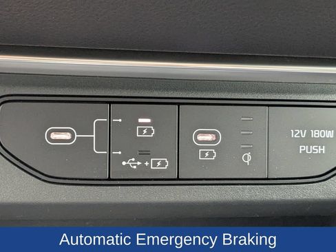 Used 2025 Kia Carnival SX w/ SX Dark Edition Package FWD image 24
