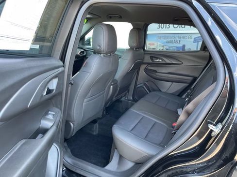 Used 2023 Chevrolet TrailBlazer RS w/ Technology Package AWD/4WD image 26