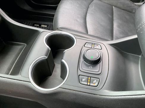 Used 2019 GMC Terrain SLT image 15