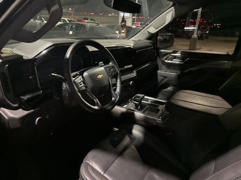 Used 2024 Chevrolet Silverado 1500 LTZ image 5