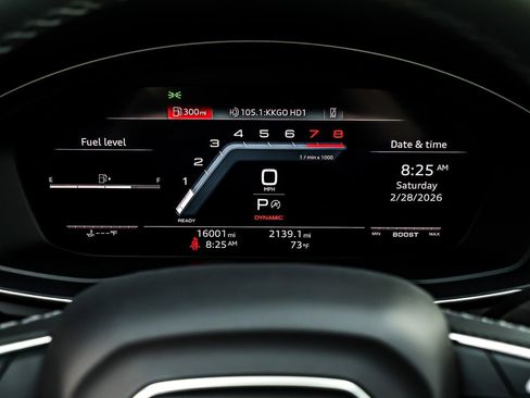 Used 2024 Audi SQ5 Premium Plus w/ Premium Plus Package image 20