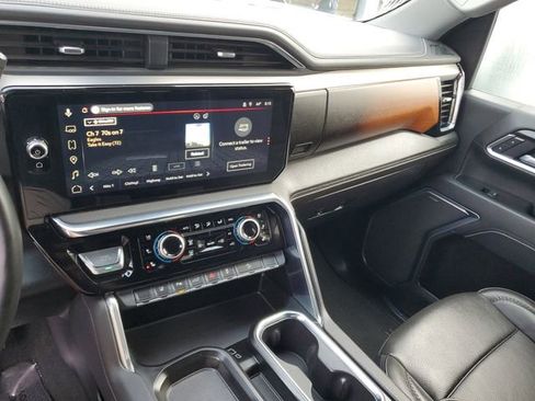 Used 2025 GMC Sierra 2500 Denali w/ Denali Reserve Package image 27