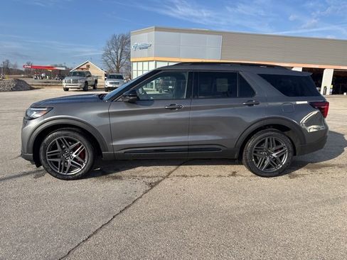 New 2026 Ford Explorer ST image 6