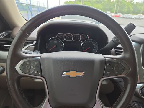 Used 2015 Chevrolet Tahoe LTZ RWD image 14