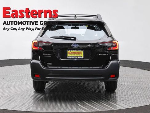 Used 2024 Subaru Outback AWD/4WD image 6