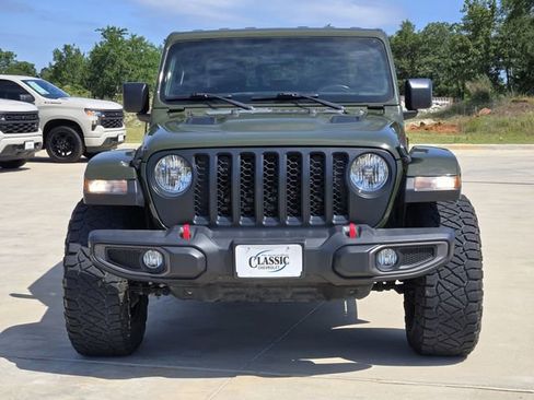 Used 2022 Jeep Gladiator Rubicon w/ Cold Weather Group AWD/4WD image 3
