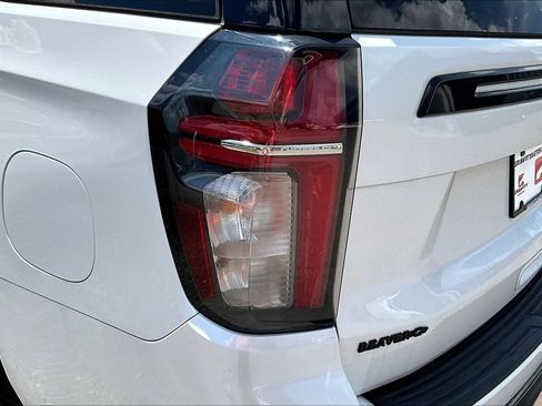 Used 2022 Chevrolet Tahoe RST w/ Luxury Package RWD image 23