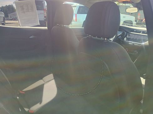 Used 2023 Buick Encore GX Preferred w/ Cold Weather Comfort Package AWD/4WD image 19