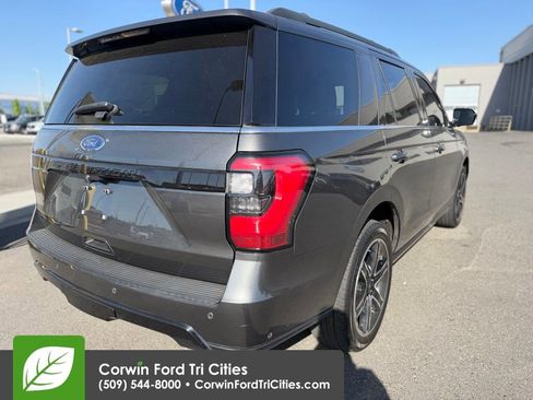 Used 2019 Ford Expedition Limited w/ Equipment Group 303A AWD/4WD image 10
