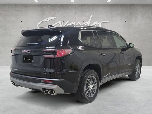 Used 2025 GMC Acadia Elevation image 16