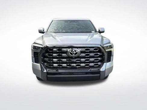 Used 2024 Toyota Tundra Platinum AWD/4WD image 2