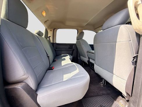 Used 2016 RAM 1500 Express w/ Popular Equipment Group AWD/4WD image 25