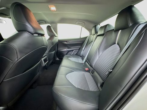 Used 2024 Toyota Camry SE FWD image 21
