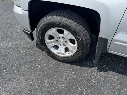 Used 2018 Chevrolet Silverado 1500 LT w/ All Star Edition AWD/4WD image 6