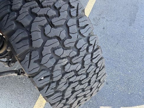 Used 2025 Jeep Wrangler Unlimited Rubicon AWD/4WD image 11