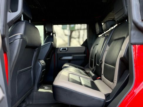 Used 2021 Ford Bronco Wildtrak image 16