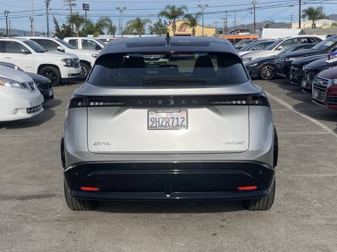 Used 2023 Nissan Ariya FWD image 6