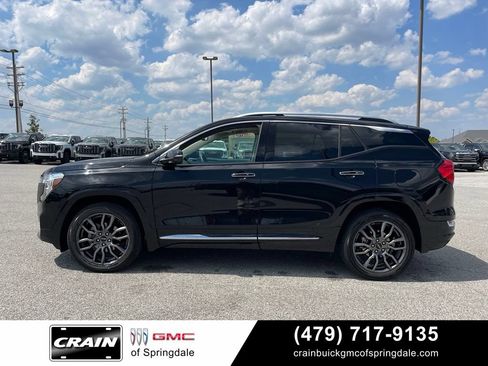 Used 2024 GMC Terrain Denali w/ Black Diamond Edition AWD/4WD image 4