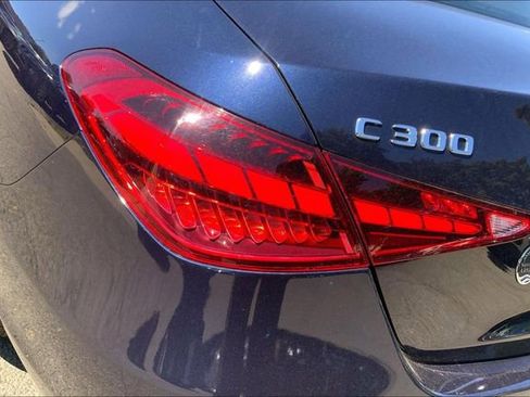 Certified 2022 Mercedes-Benz C 300 4MATIC Sedan image 25