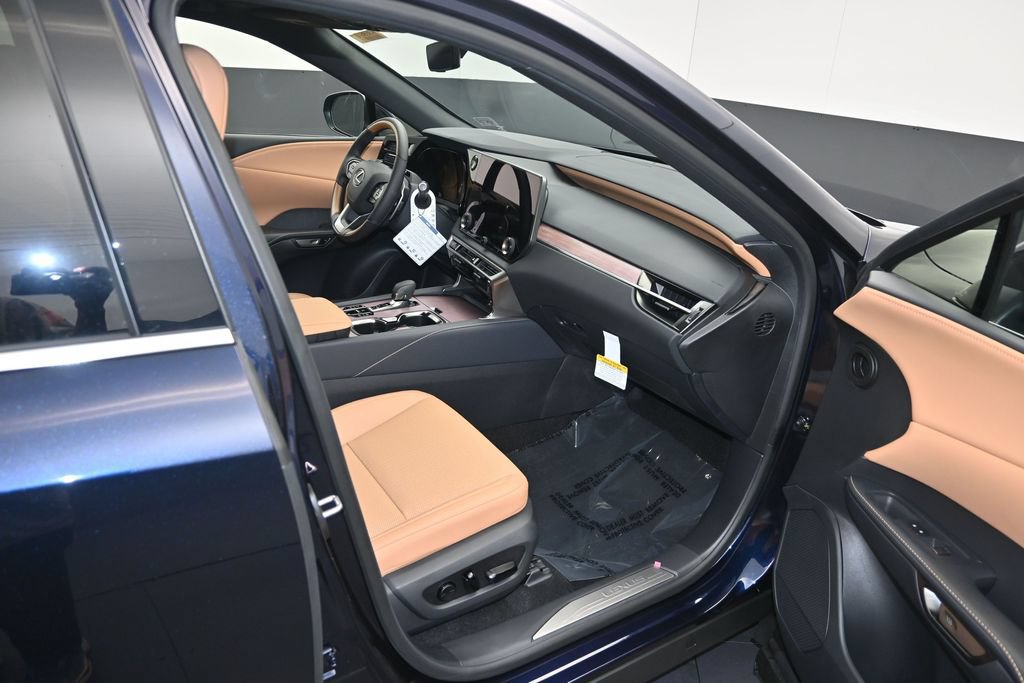 New 2026 Lexus RX 450h AWD image 10