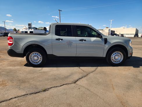 Used 2024 Ford Maverick XL FWD image 4