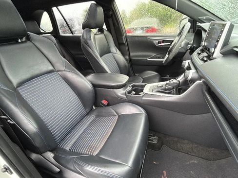 Used 2019 Toyota RAV4 XSE AWD/4WD image 15