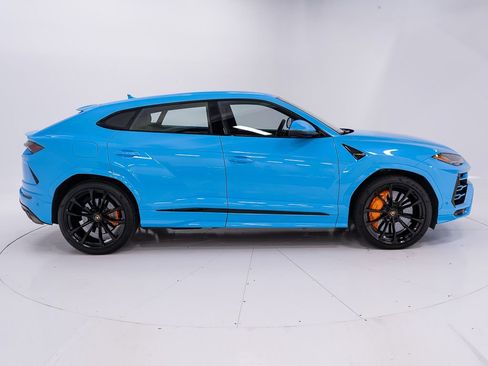 Used 2022 Lamborghini Urus AWD/4WD image 6