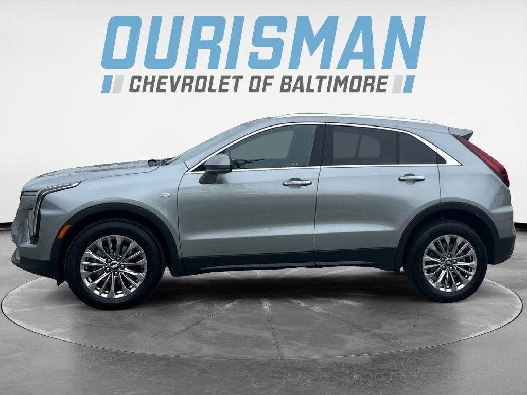 Used 2025 Cadillac XT4 Premium Luxury AWD/4WD image 3