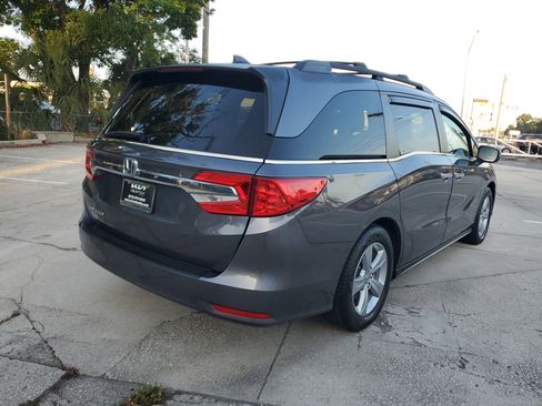 Used 2019 Honda Odyssey EX image 3