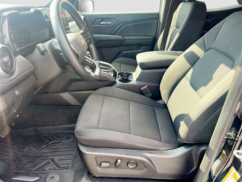 Used 2023 Chevrolet Colorado LT w/ LT Convenience Package II image 21