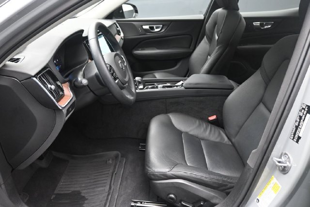 Used 2024 Volvo S60 B5 Plus w/ Protection Package Premier FWD image 18