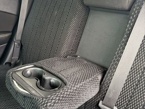 Used 2016 Jeep Cherokee Latitude w/ Cold Weather Group image 23