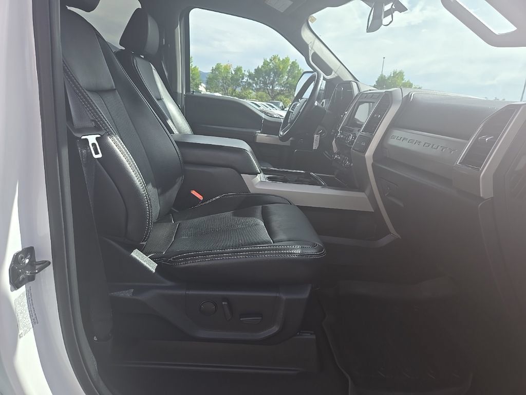 Used 2021 Ford F350 Lariat w/ Chrome Package AWD/4WD image 28