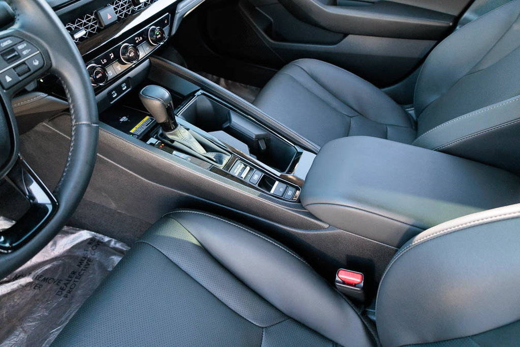Used 2025 Honda Accord EX-L image 32