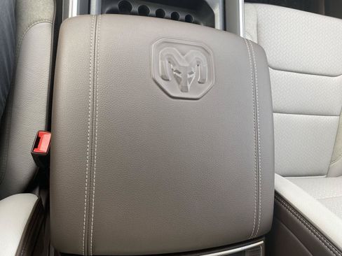 New 2026 RAM 1500 Laramie AWD/4WD image 25