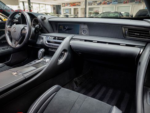 Used 2018 Lexus LC 500 Coupe w/ Sport Package RWD image 83