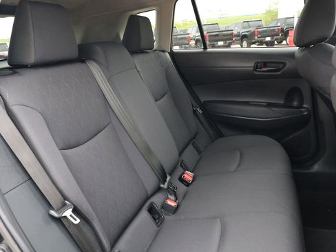 Used 2024 Toyota Corolla Cross LE image 30