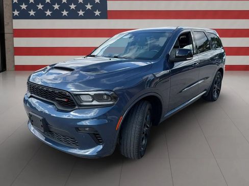 Used 2021 Dodge Durango R/T w/ Blacktop Package AWD/4WD image 3