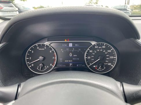 Used 2024 Nissan Altima 2.5 SL FWD image 21