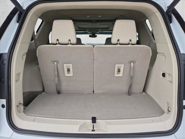 Used 2023 GMC Acadia Denali w/ Denali Ultimate Package FWD image 6