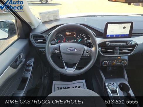 Used 2022 Ford Escape SE w/ SE Sport Appearance Package FWD image 11