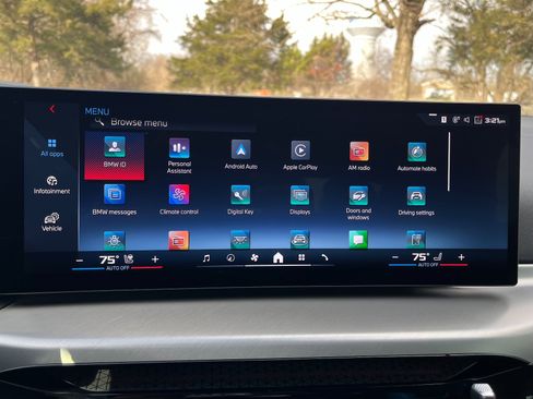 Used 2025 BMW 440i xDrive Convertible w/ Premium Package image 64