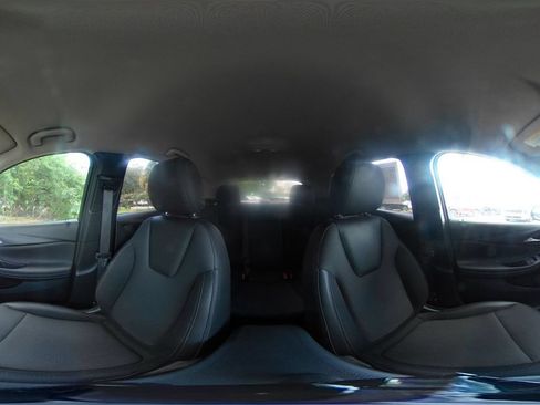 Used 2025 Buick Encore GX Preferred AWD/4WD image 41