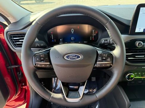 Used 2023 Ford Escape Active image 20