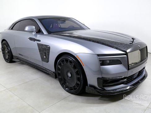 Used 2025 Rolls-Royce Spectre Black Badge image 6