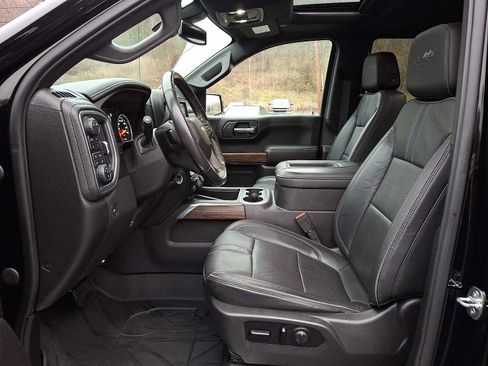 Used 2020 Chevrolet Silverado 1500 High Country image 15