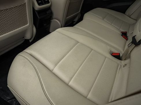 Used 2023 Mercedes-Benz GLE 450 4MATIC image 35