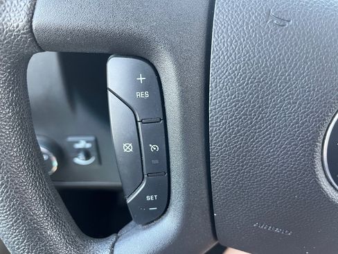 Used 2017 Chevrolet Express 3500 LT w/ LT Preferred Equipment Group RWD image 18