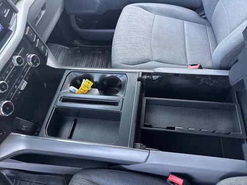 Certified 2022 Ford F150 XLT w/ Equipment Group 302A High image 48