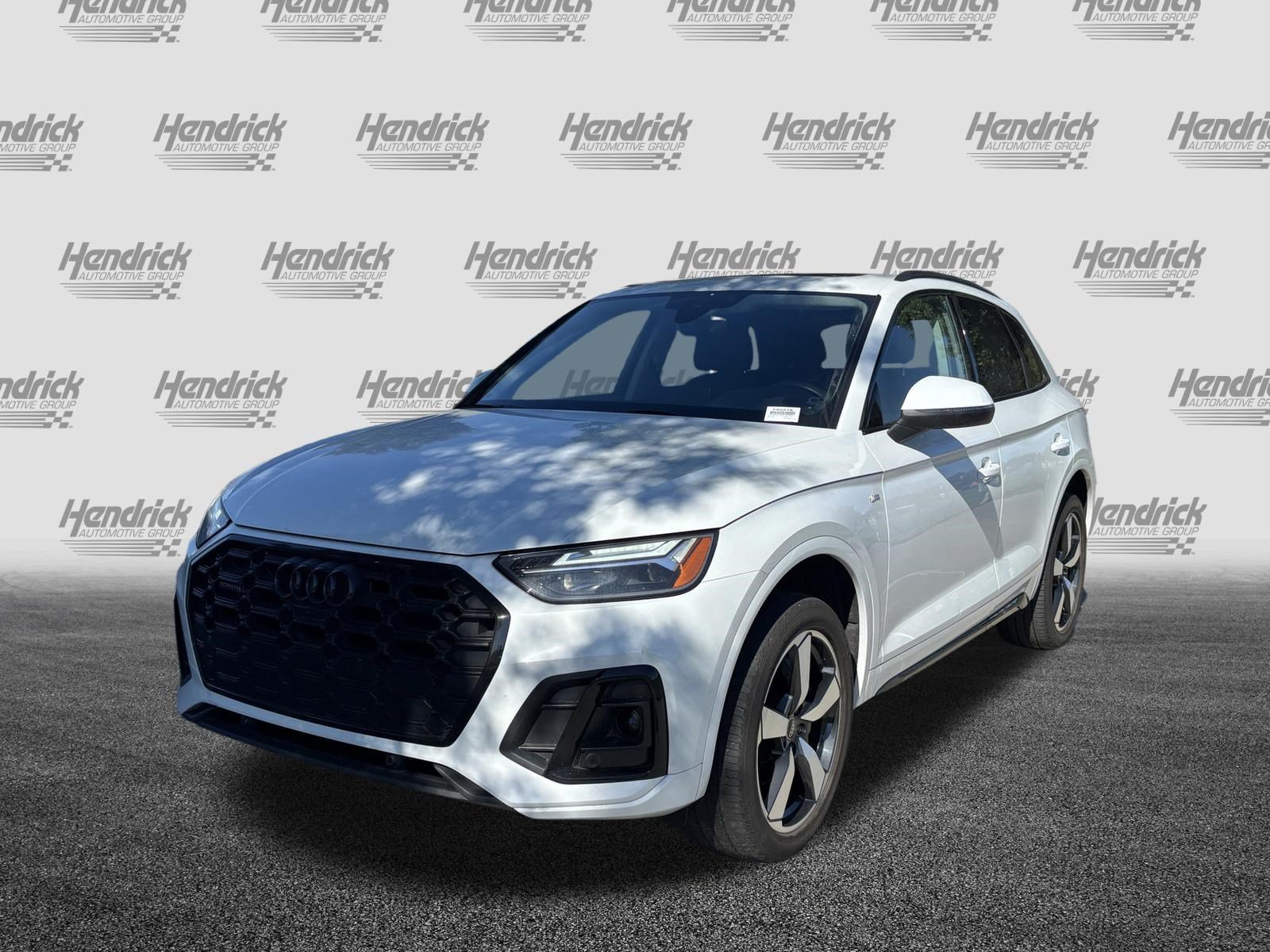 Used 2023 Audi Q5 2.0T Premium Plus w/ Premium Plus Package AWD/4WD image 6